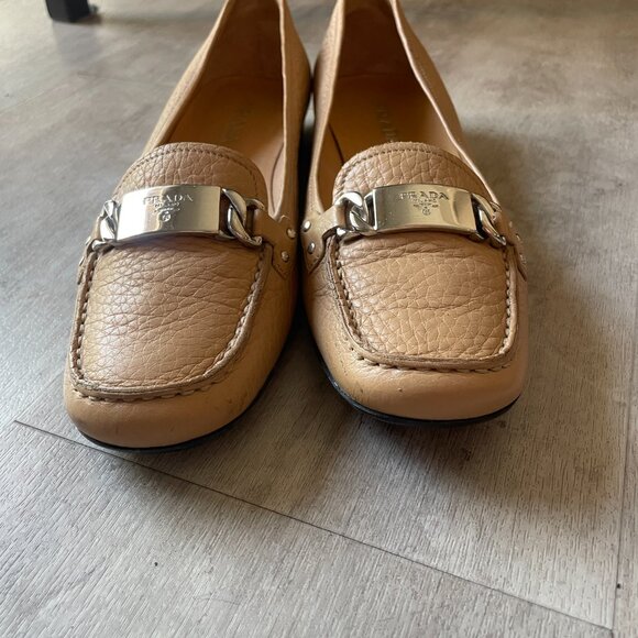 Tan Leather Prada Loafers with a silver hardware nameplate - Picture 5 of 7